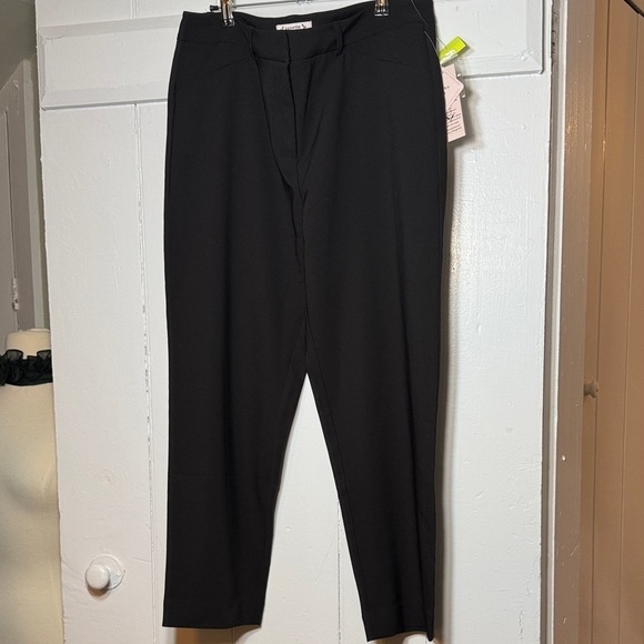 Nanette Lepore Pants - NWT Beautiful Nanette Lepore Classic Black Dress Pants with a Quality Feel
